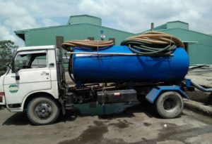 Hút hầm cầu thị xã Kiến Tường