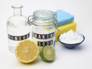 Cách thông bồn rửa bát nhanh chóng với muối và baking soda