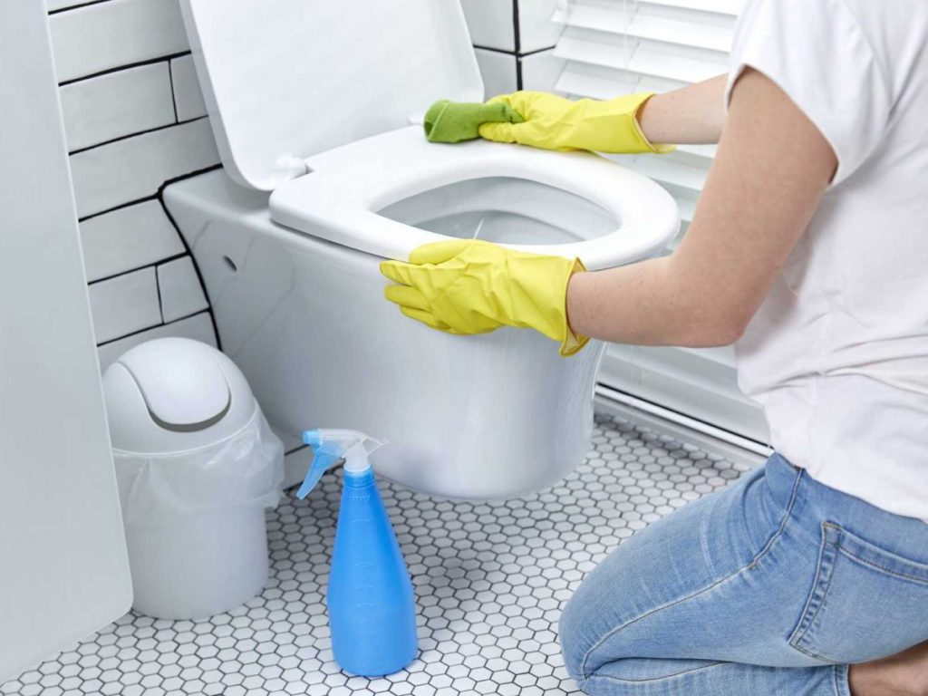 Tại sao mùi hôi nhà vệ sinh là vấn đề quan trọng?