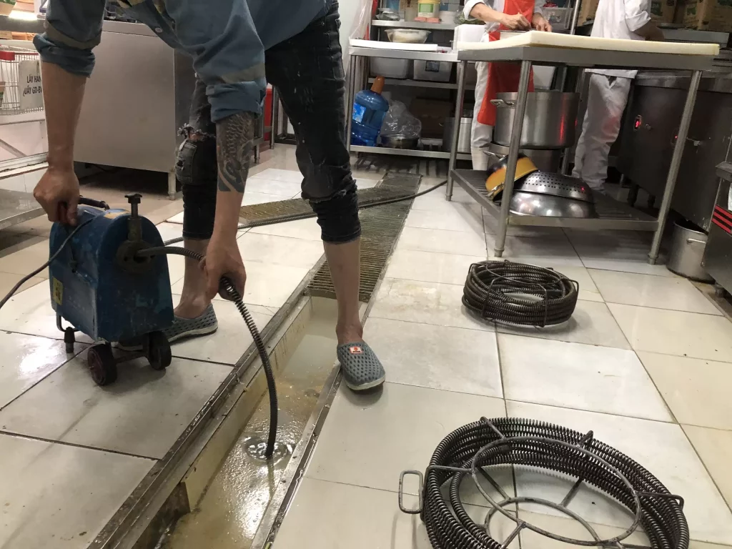 Dịch Vụ Môi Trường Sài Gòn Xanh - xử lý mùi hôi nhà vệ sinh quận bình tân